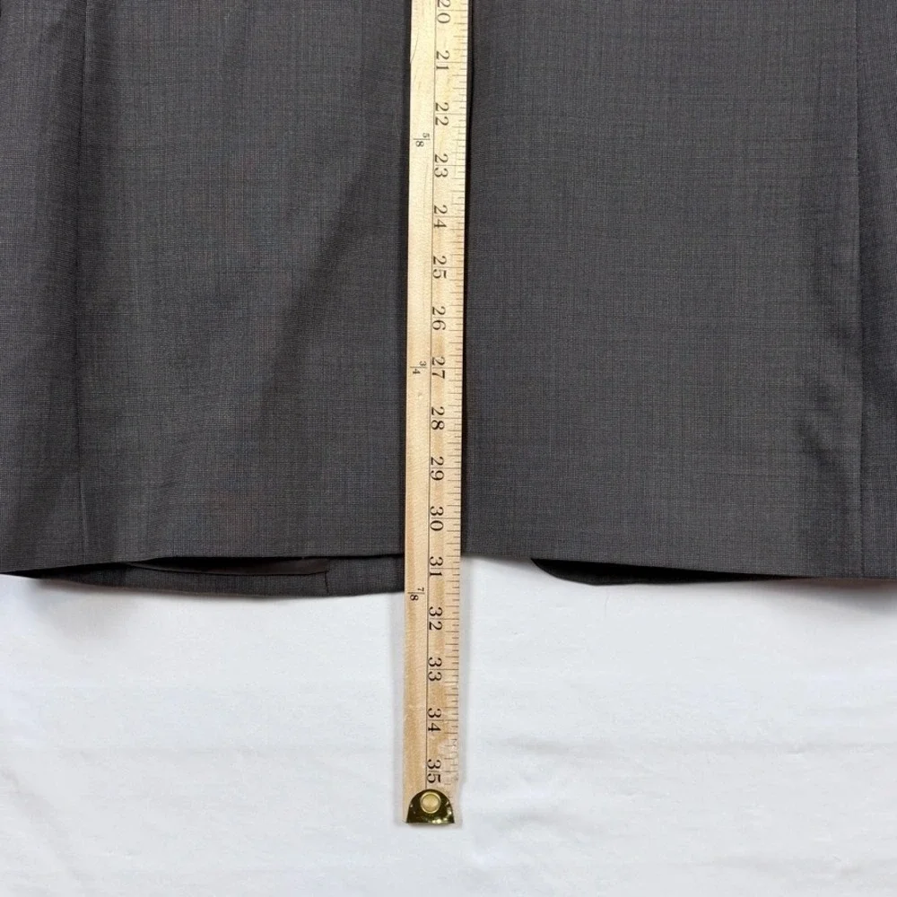 Jos A Bank Suit 40R 34x28 100% Wool Gray Executive Professional Preppy Wedding